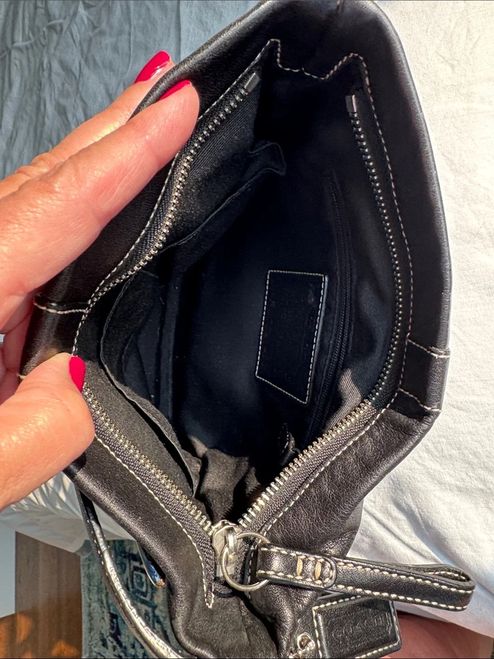 Classic Coach Black Leather Shoulder Bag